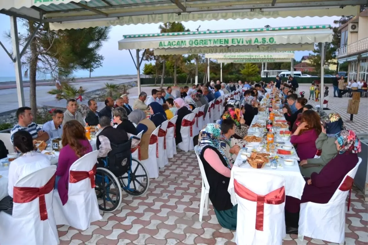 Alaçam Kaymakamlığından Gazilere ve Şehit Ailelerine İftar