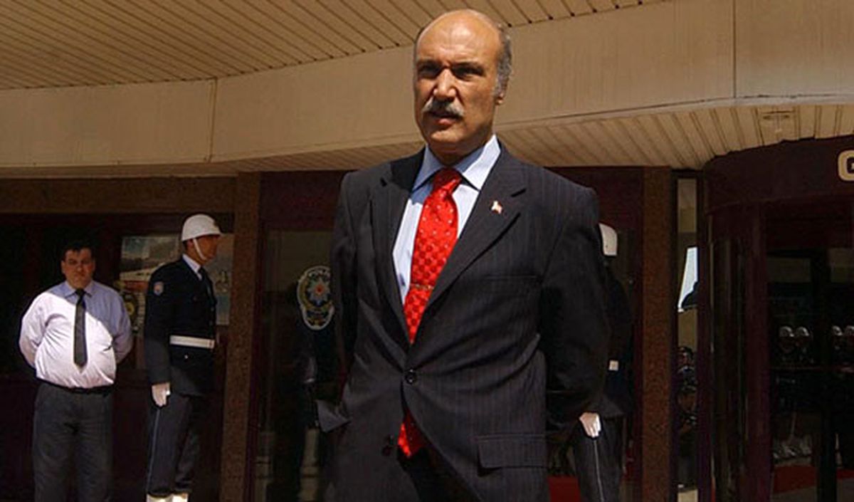 Arşiv Görüntü) Eski Emniyet Müdürü Çapkın Teslim Oldu