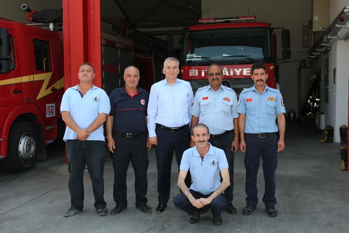 Başkan Osman Zolan\'dan Kahraman İtfaiyecilere Ziyaret