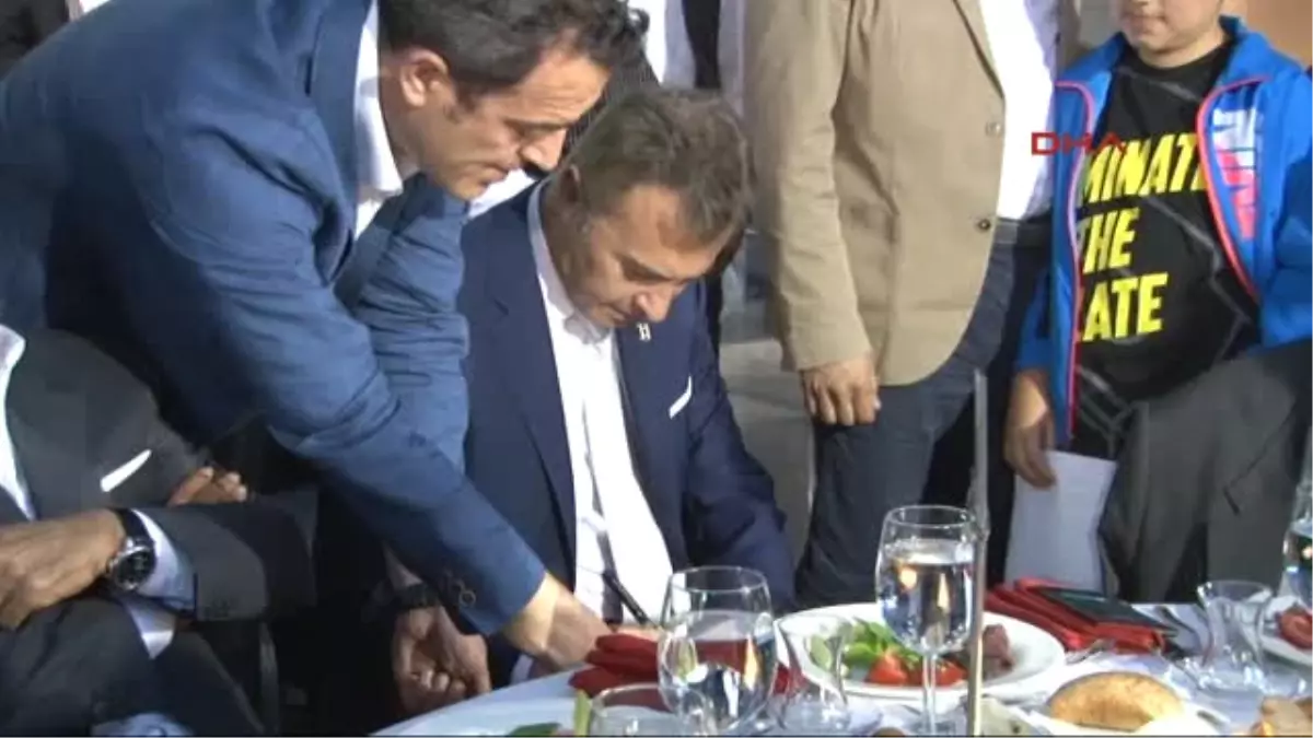 Beşiktaş Camiası Geleneksel Iftarda Bir Araya Geldi