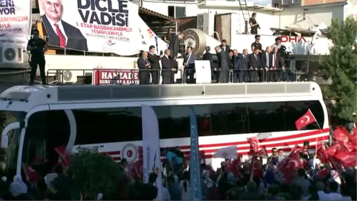 Binali Yıldırım: 15 Temmuz\'da Meydanlara Inmeyenler, Sokaklarda Yürümeyenler Şimdi Ankara\'dan...