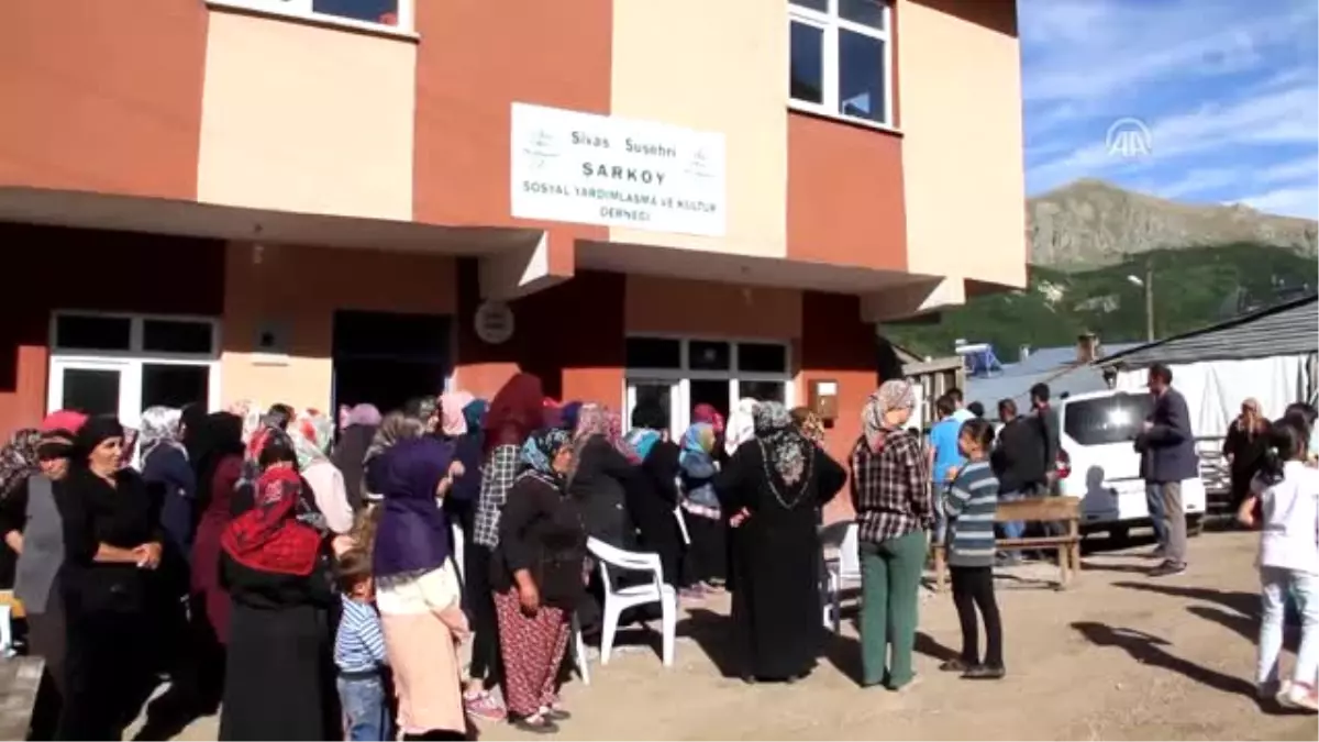 Eşi Tarafından Öldürülen Kişi Toprağa Verildi