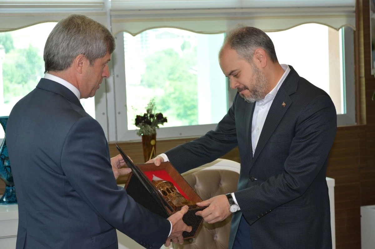Gençlik ve Spor Bakanı Çağatay Kılıç Bitlis\'te