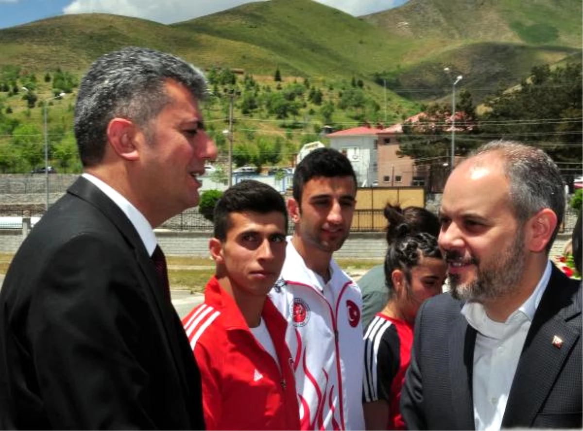 Gençlik ve Spor Bakanı Kılıç Bitlis\'te