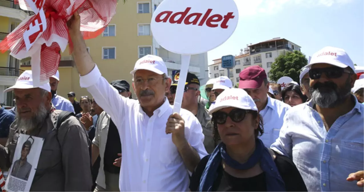 Kılıçdaroğlu'na Adalet Yürüyüşü'nün 3. Gününde Doktor Müdahalesi