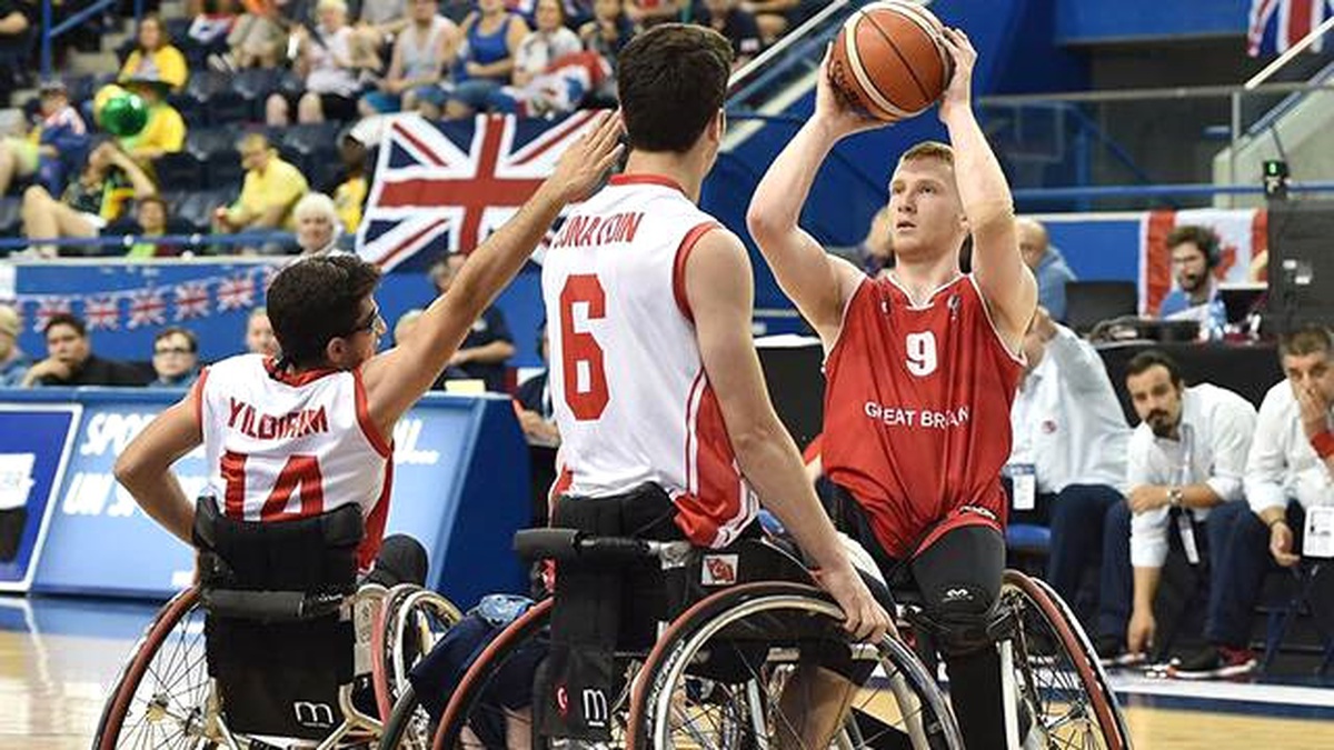 Tekerlekli Sandalye Basketbolunda "Dünya İkinciliği" Sevinci