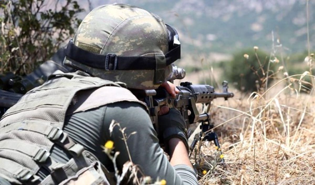 2\'si Yeşil ve Gri Listede 16 Terörist Öldürüldü