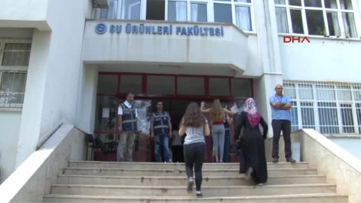 Adana Lys\'de 9.45 Kuralı Öğrencileri Koşturdu