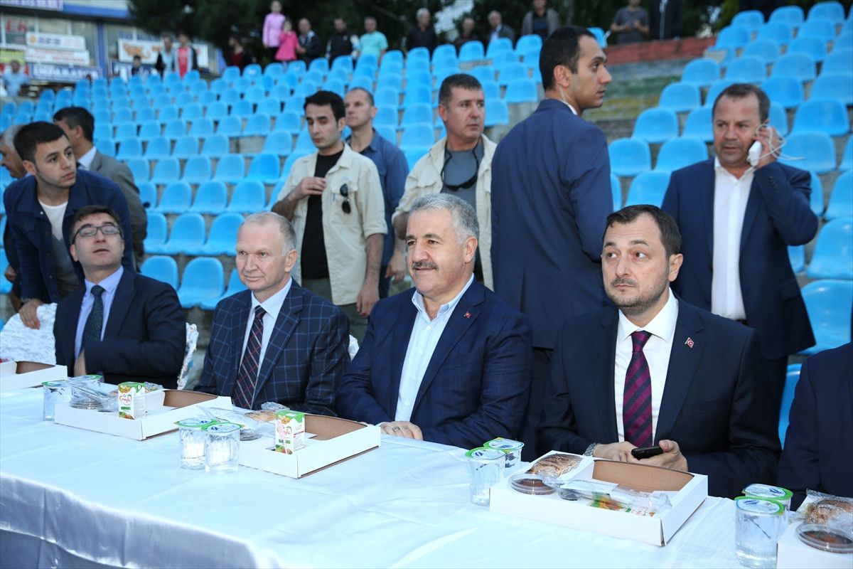 Bakan Arslan, Tekirdağ\'da İftara Katıldı