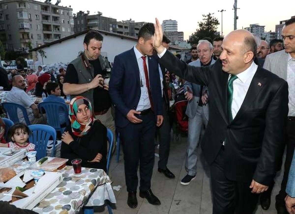 Bakan Işık: Halkın Teröre Tepkisi, Kentin Önünü Açacak