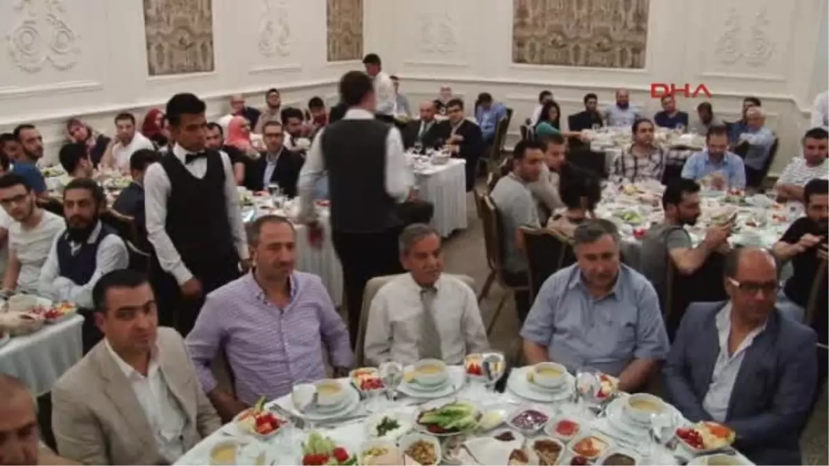 Gaziantep Suriyeli Gazetecilerle Iftarda Buluştu