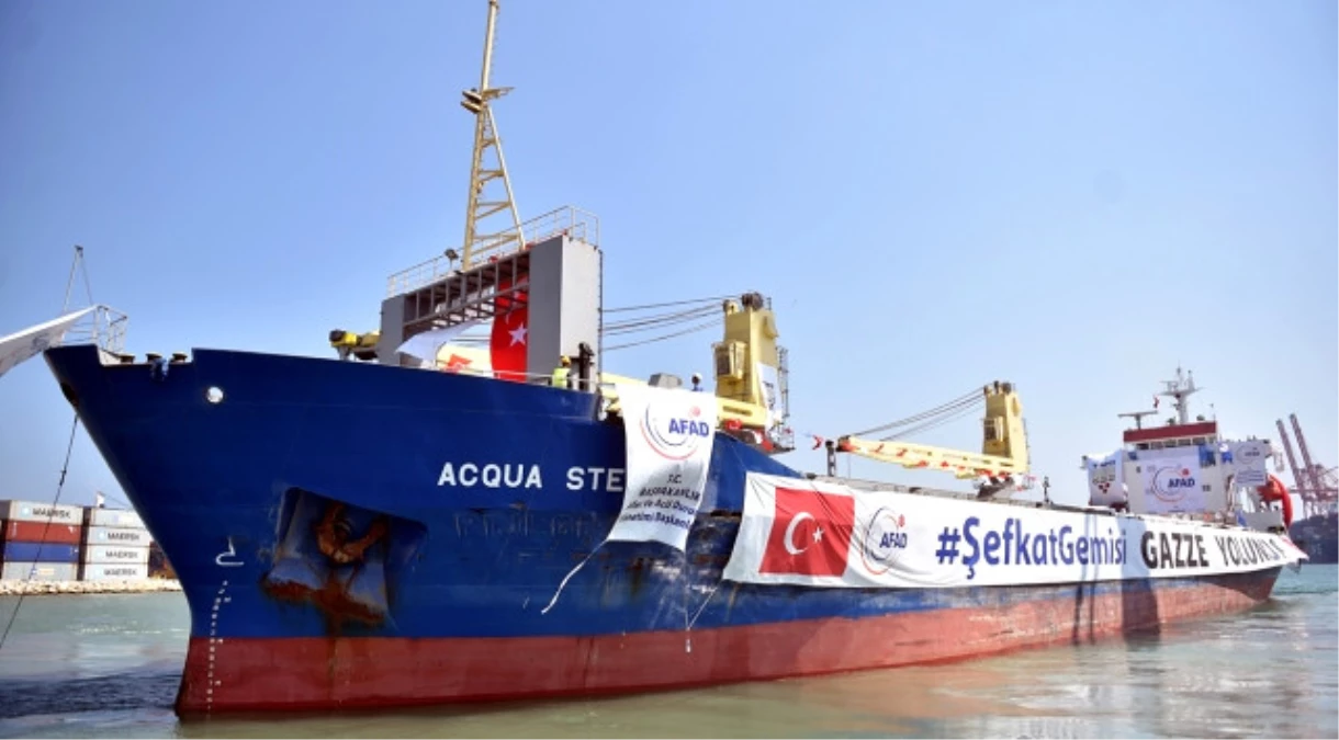 Gazze\'ye Yardım Götüren Gemi Yola Çıktı (1)