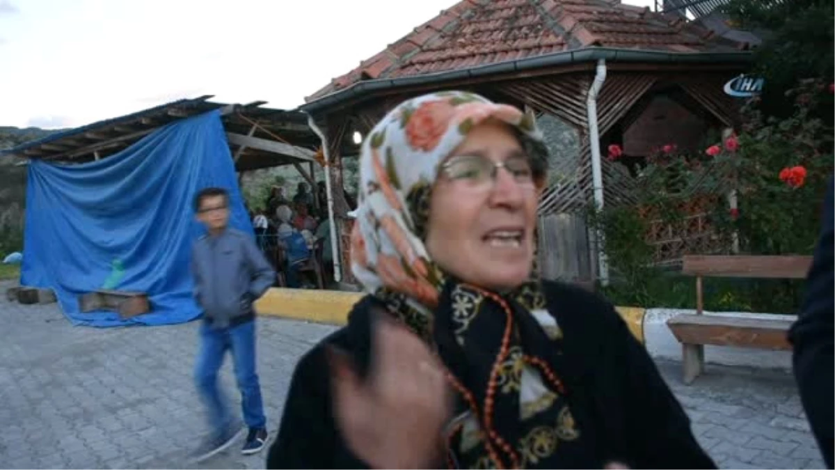 Kıbrıs Gazisi Eşi İçin Köyde 500 Kişiye İftar Verdi