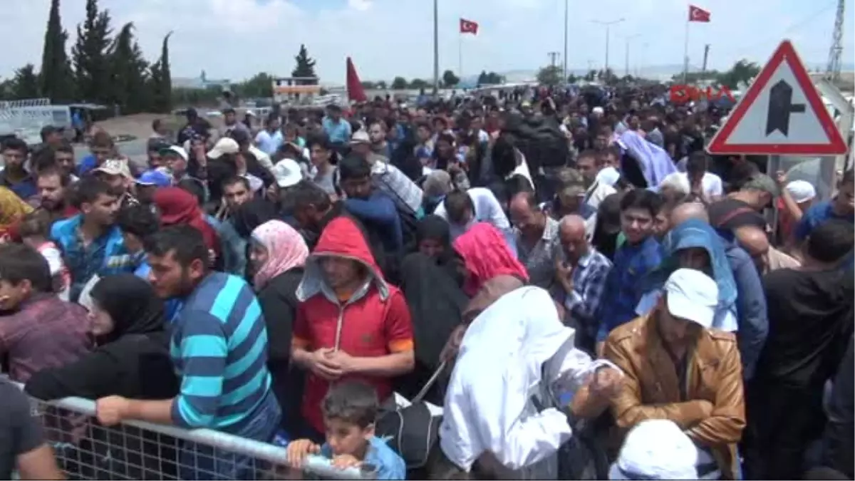 Kilis Ülkesine Bayramlaşmaya Giden Suriyeli Sayısı 20 Bini Aştı