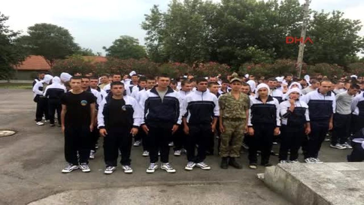 Manisa\'da Yeni İhaleye Kadar Askerin Yemeği Belediyelerden