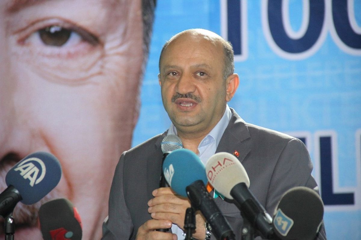 Milli Savunma Bakanı Işık: "Sadece Bu Hafta 12 Bayraktar\'ı TSK\'ya Teslim Ettik"