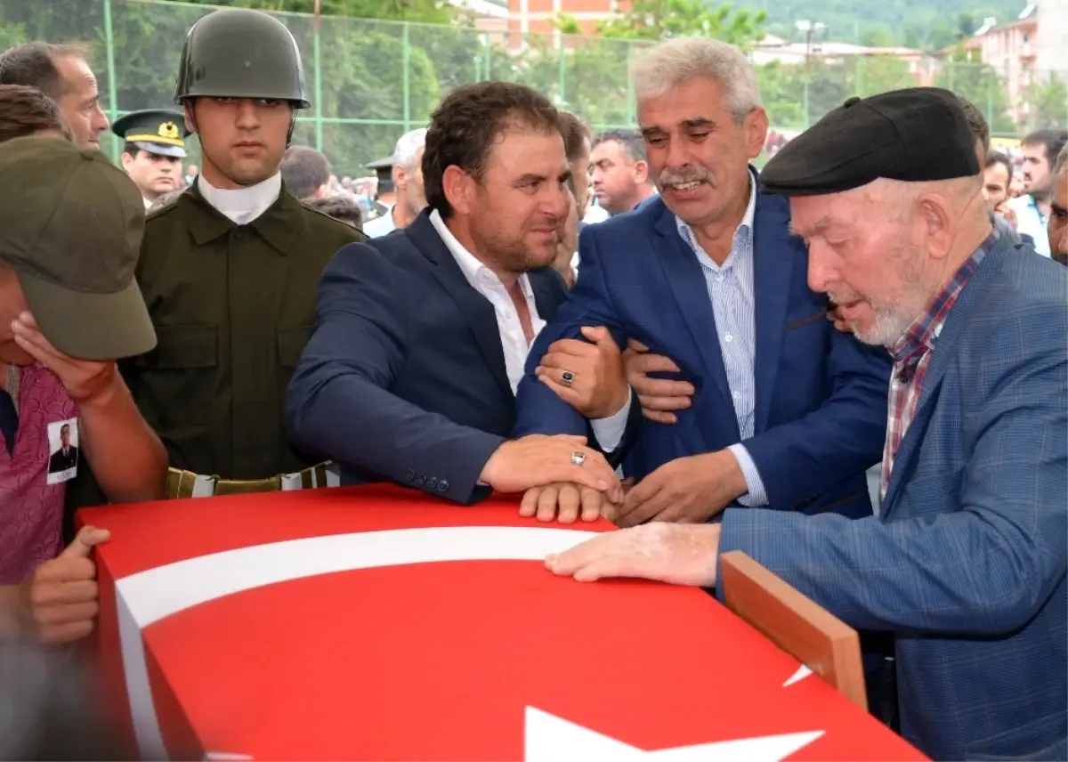 Ordu Şehidini Gözyaşlarıyla Uğurladı