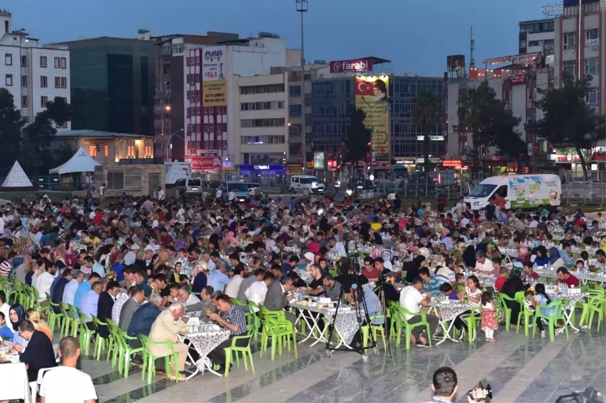 Şanlıurfa\'da Mevlana Coşkusu