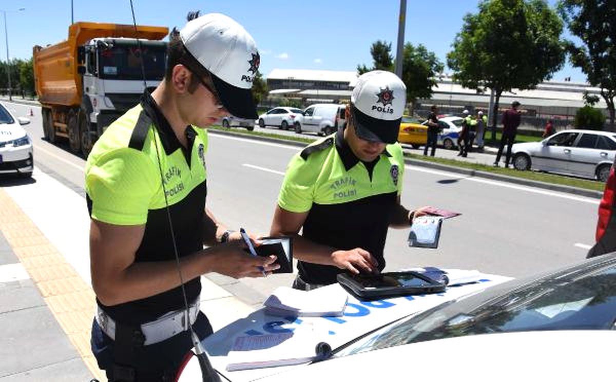 Trafik Tescil ve Denetleme Şube Müdürlüğü\'nde Mesai Saatleri Değişti