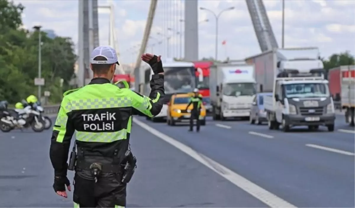 Anadolu Yakasında Bin Polisin Katılımıyla Operasyon