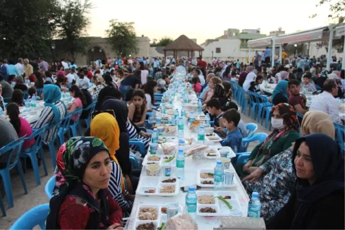 Bağcılar Belediyesi\'nden Nusaybin\'de İftar Yemeği