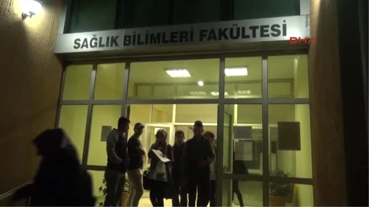 Edirne Rektör Öğrencileri Sokakta Bırakmadı