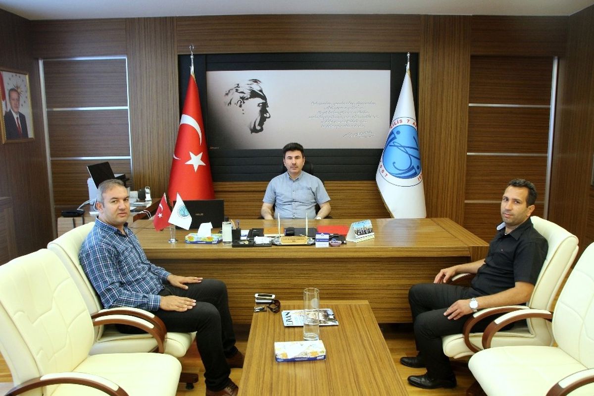 Futbol Hakemleri Temsilcilerinden Rektör Karacoşkun\'a Ziyaret