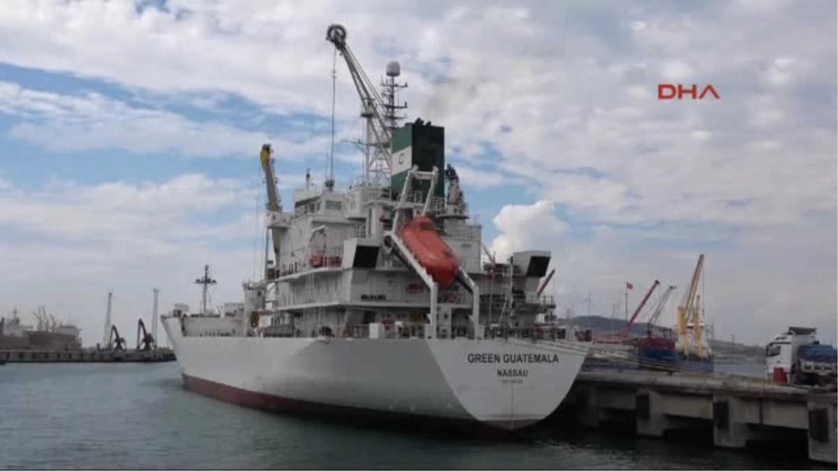 Izmir Katar Ambargosu Denizyoluyla Aşılacak
