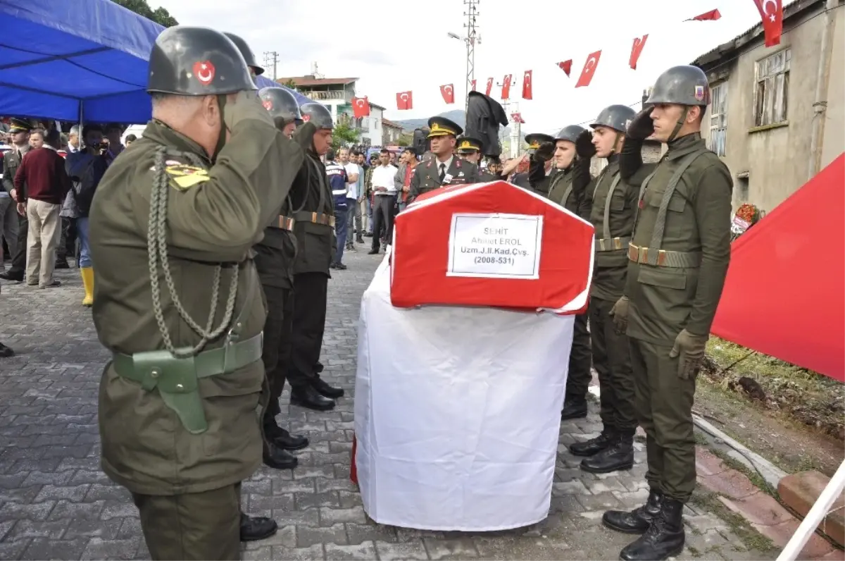 Konya Şehidini Uğurladı