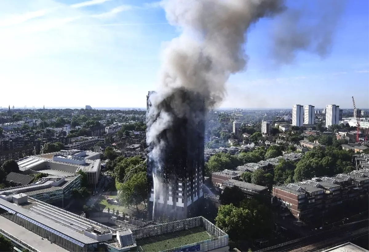 Londra Belediye Başkanından Yangın Açıklaması: "Önlenebilir Kaza"