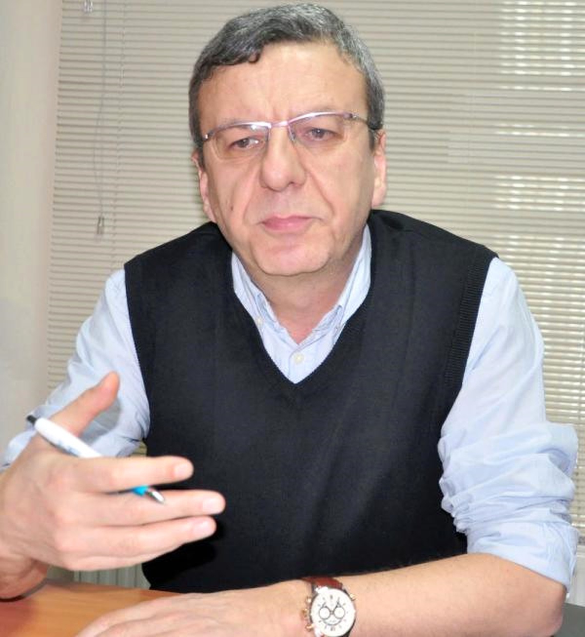 Manisa\'da Kışladaki Zehirlenmeye 24 Gözaltı (4)
