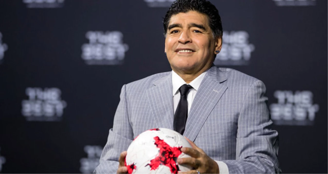 Maradona, Dani Alves\'in Sözlerine Sinirlendi: O Tam Bir Aptal