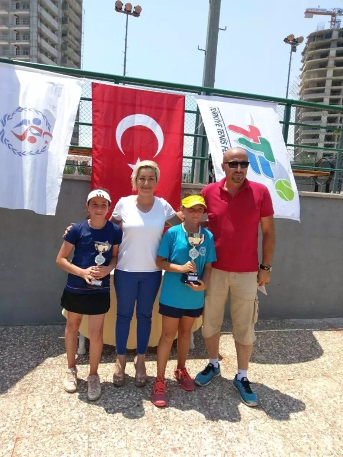 Mersin\'de Düzenlenen 12 Yaş Tenis Turnuvası Sona Erdi