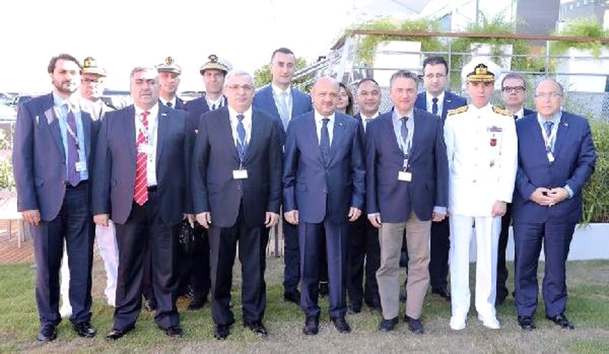 Milli Savunma Bakanı Işık, Paris Havacılık Fuarı\'nda