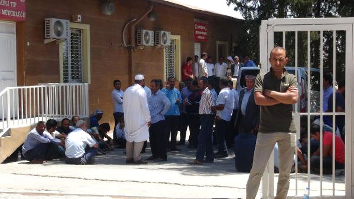 Sahurda Ekmek Almaya Giderken Kazada Öldü