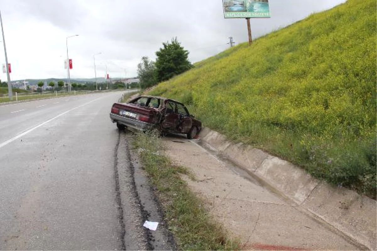 Samsun\'da İki Otomobil Çarpıştı: 1 Ölü, 6 Yaralı