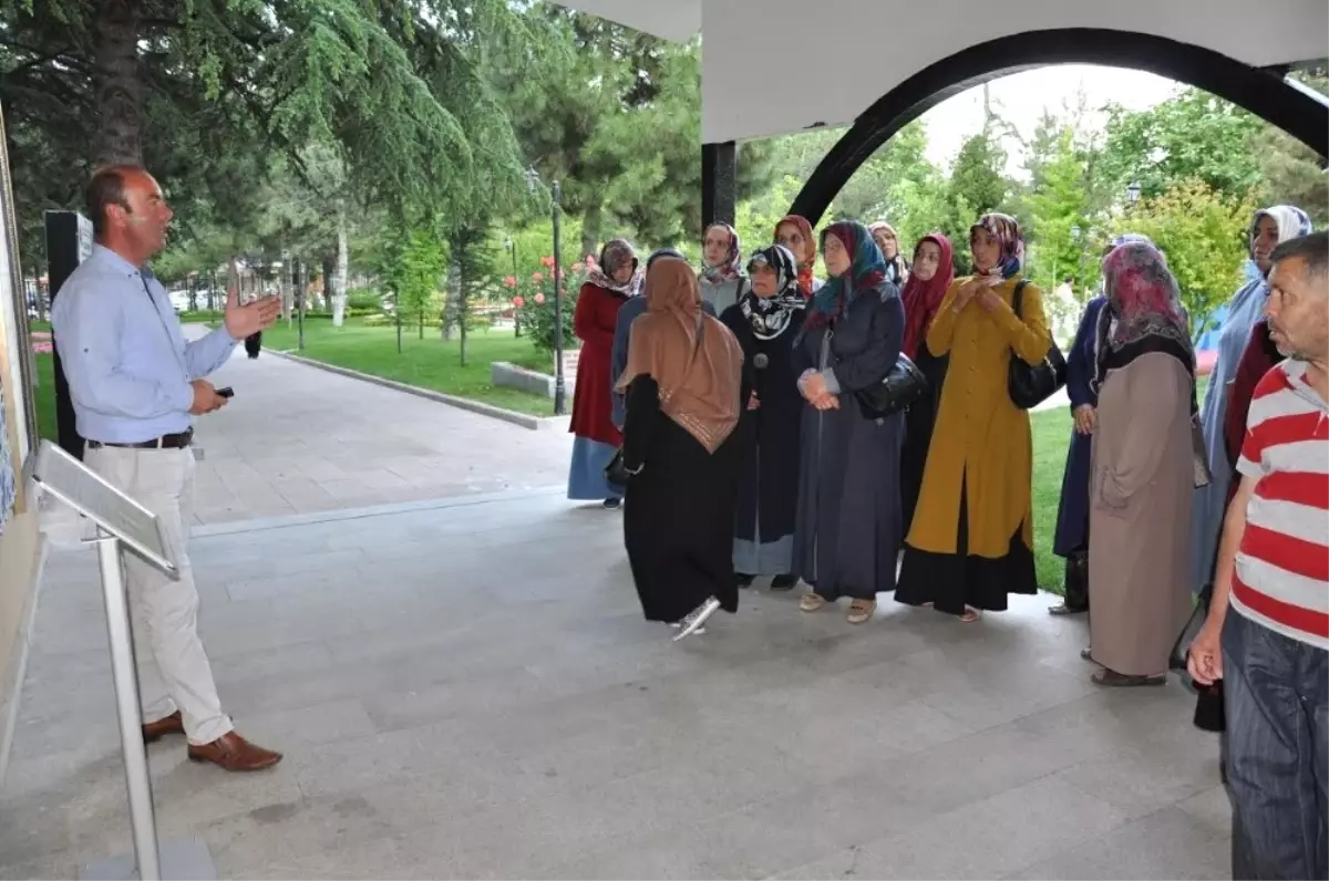 Tarih Şeridi ve Şeyh Edebali Türbesi Misafirlerini Ağırlamaya Devam Ediyor
