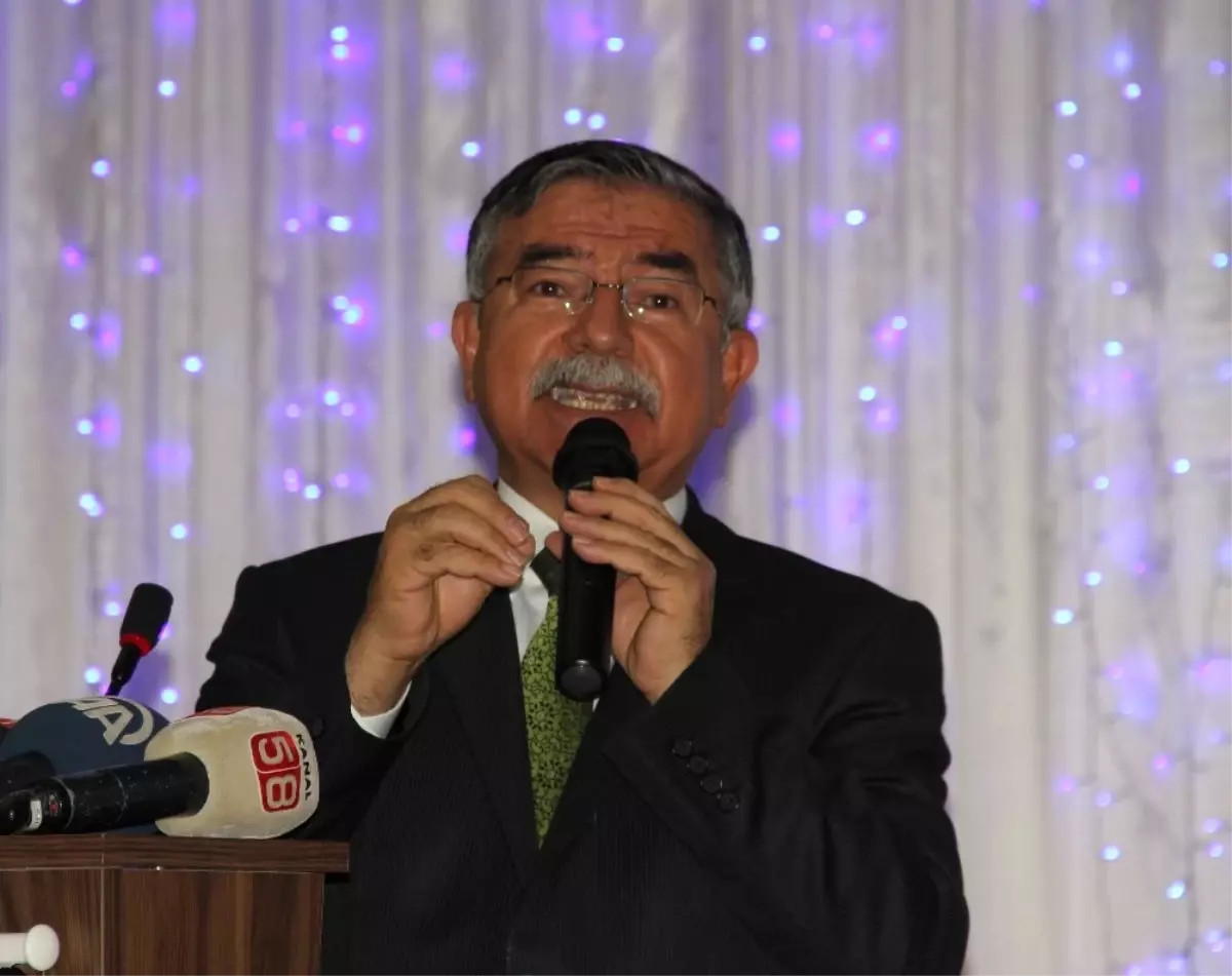 Bakan Yılmaz: "Türkiye\'nin En Büyük Sıkıntısı Yoksulluk ve Cehalet"