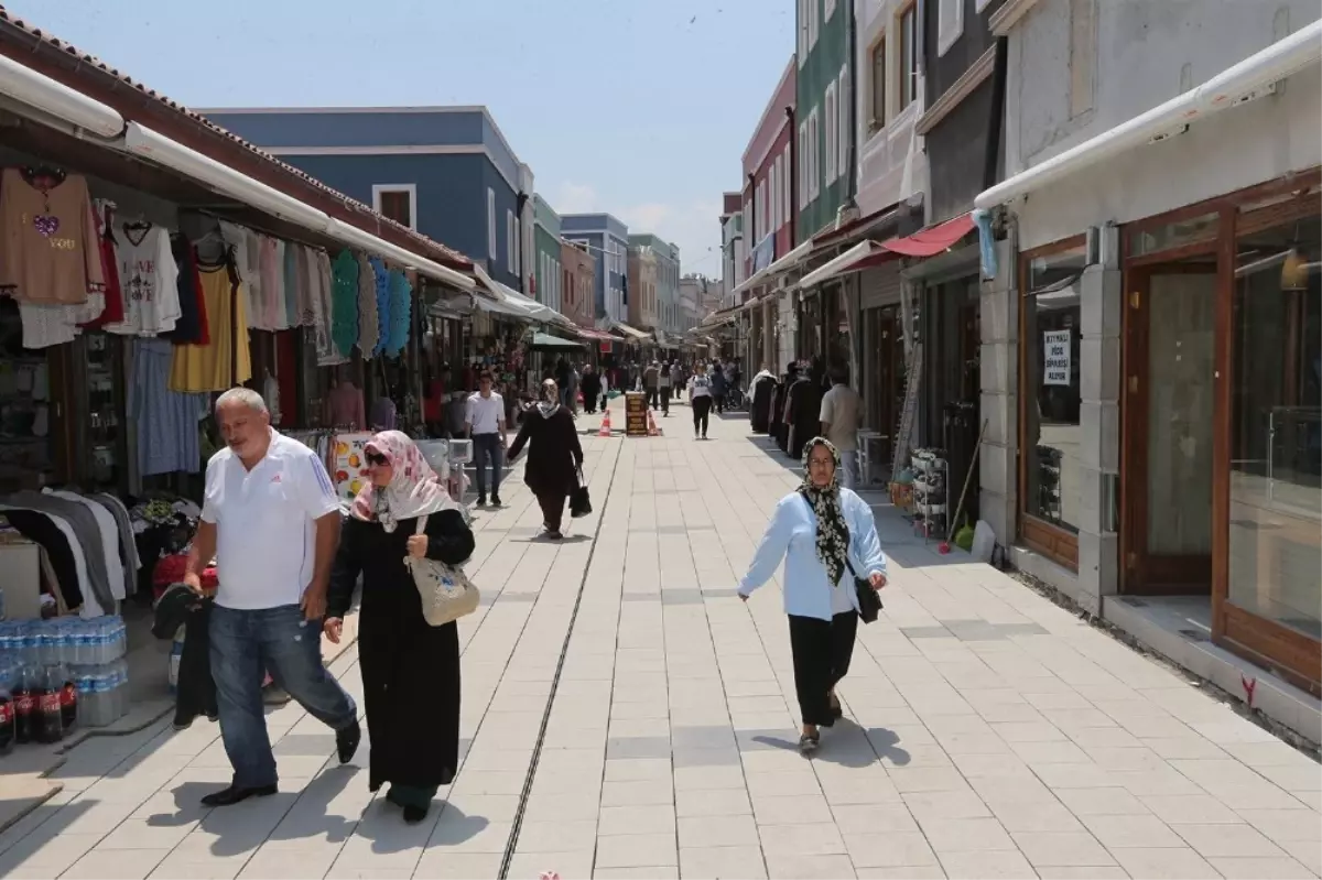 Başkan Toçoğlu Uzunçarşı\'da İncelemelerde Bulundu