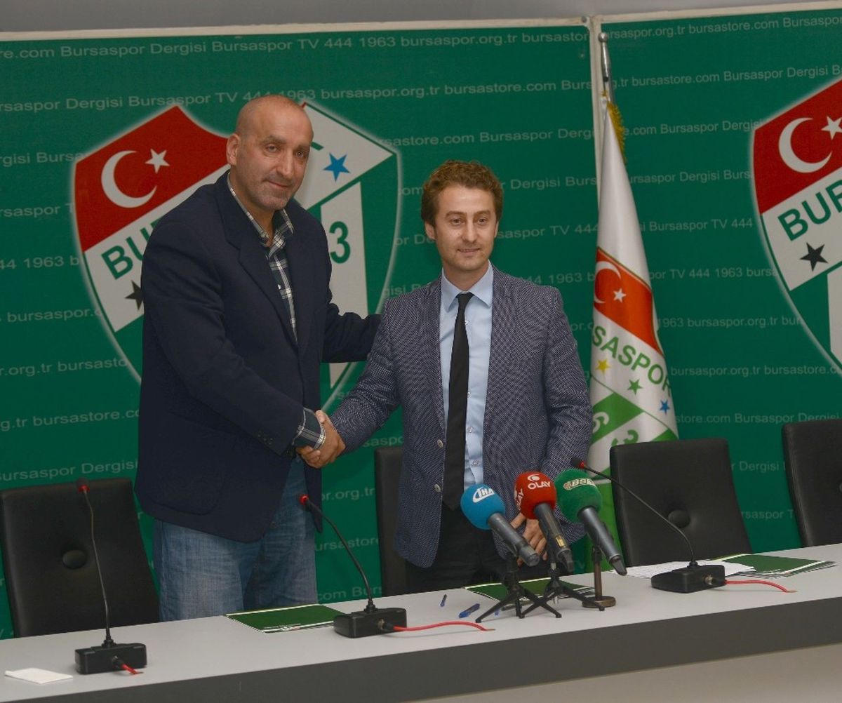 Bursaspor Şemsettin Baş ile Sözleşme Uzattı