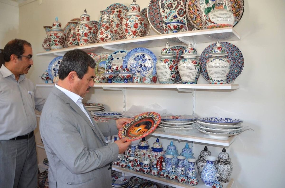 Darende Belediyesi Kültür Sanat Evinden Çini Sergisi