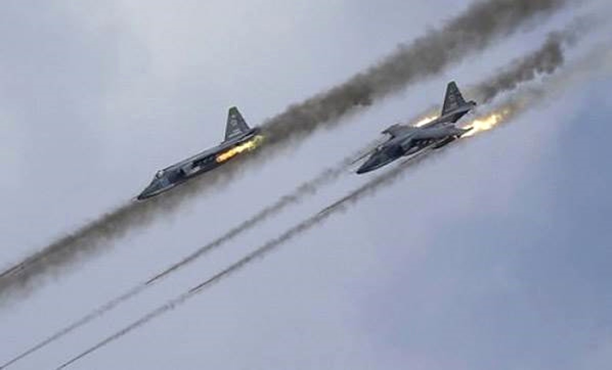 Irak\'ta Şii Milis Güçleri \'Kimliği Belirsiz Savaş Uçağı\'tarafından Bombalandı