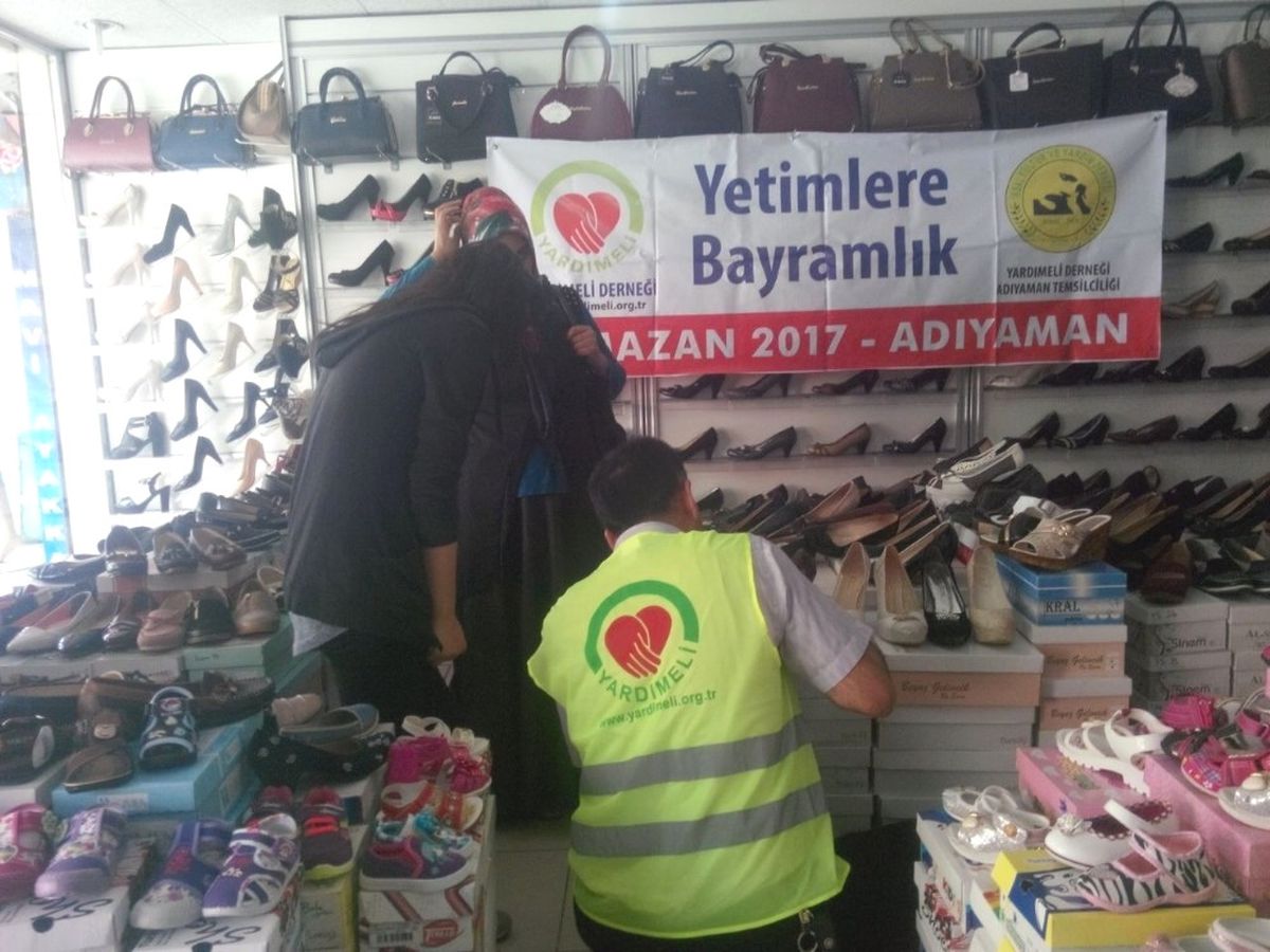 Kahta İkbal-Der\'den Yetimlere Yardım