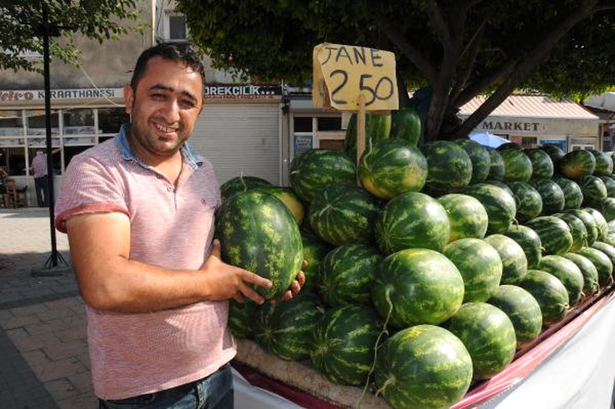 Karpuzda Hasat Arttı, Fiyat Düştü