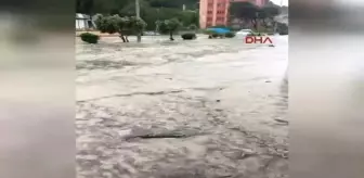 Kastamonu Çatalzeytin'de Yağmur Sele Yol Açtı