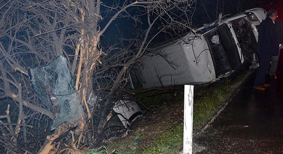 Kayseri de Şarampole Devriyen Yolcu Otobüsü Yanarak Kül Oldu; 8 Yaralı (1)