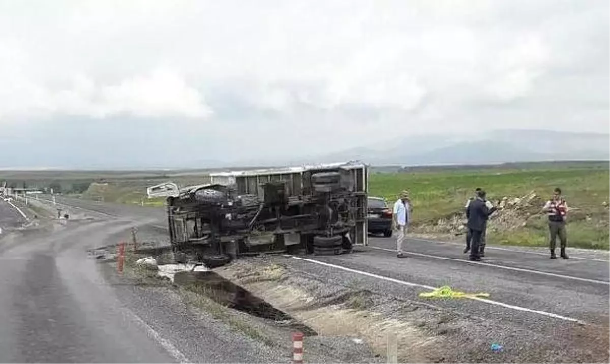 Kayseri\'de Trafik Kazası: 1 Ölü, 6 Yaralı