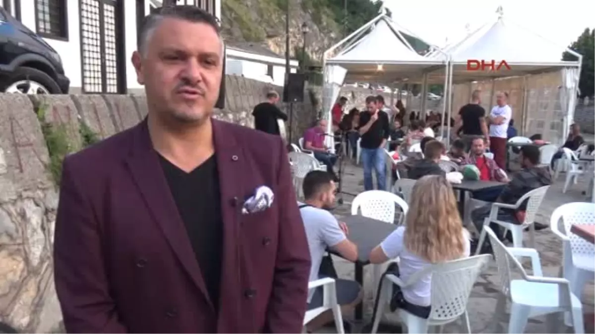 Kosova\'da \'pideni Kap da Gel\' Iftarı Düzenlendi