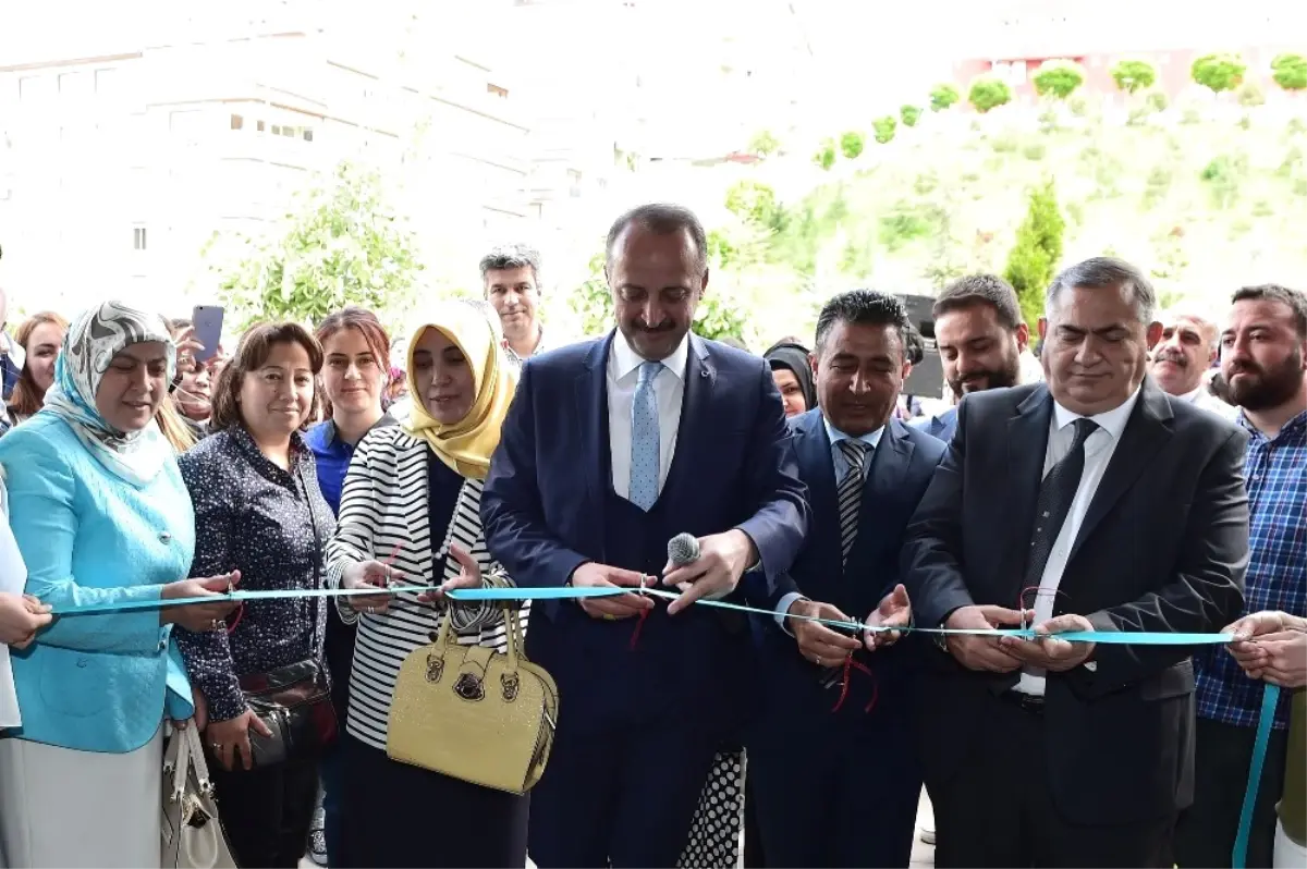 Mamak Belediyesinden Yıl Sonu Sergisi