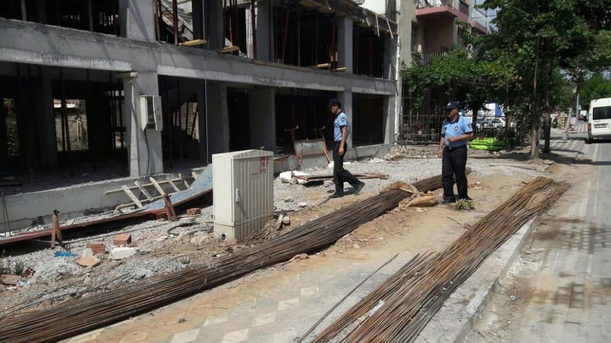 Manisa Büyükşehir Zabıtası Bayramda da Görev Başında